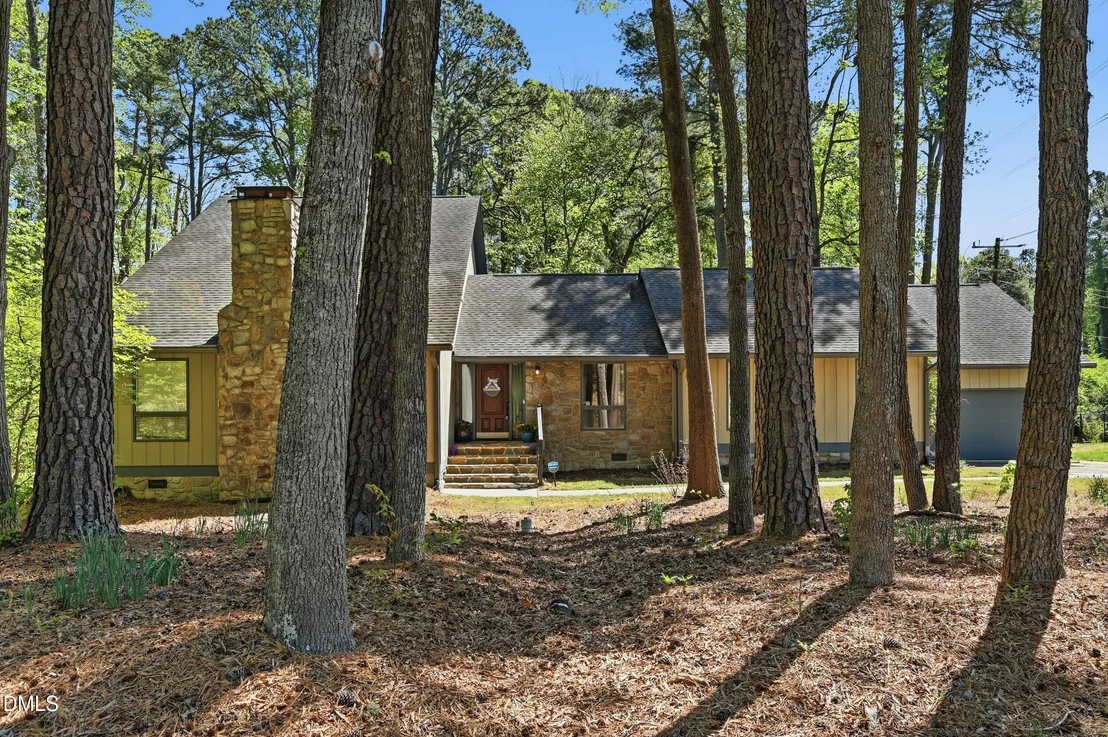 Photo of 4002 Westfield Drive