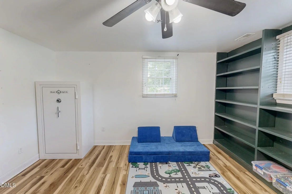 Photo of 1641 Oak Grove Road