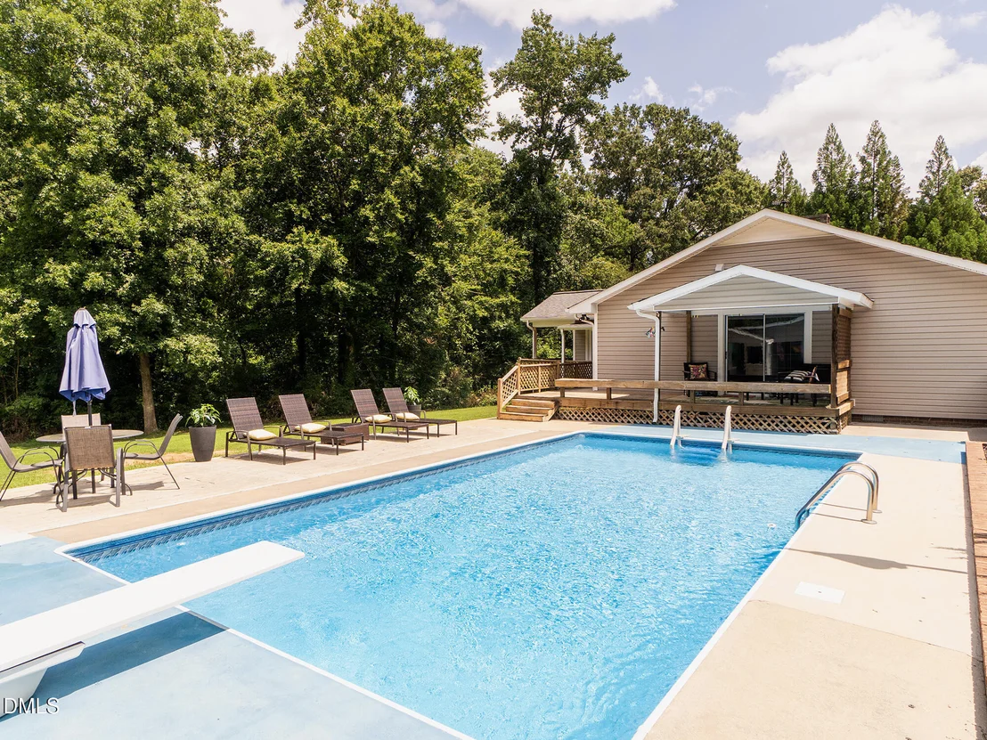 Photo of 1805 Travis Lane