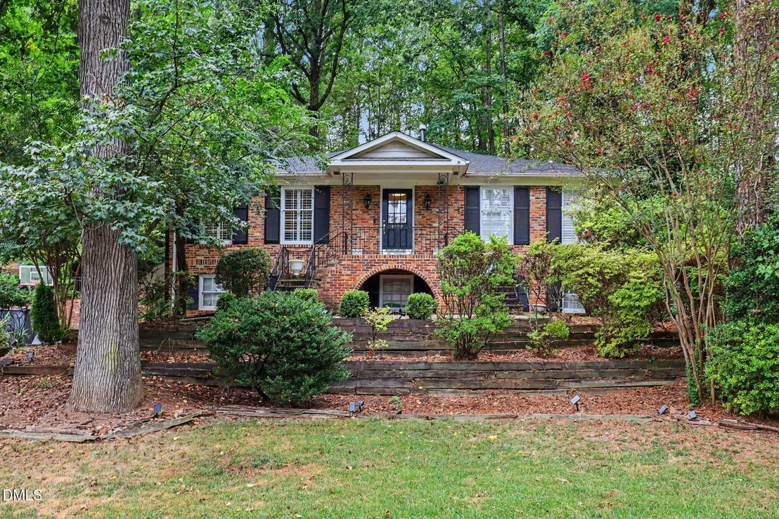 Photo of 4105 Yadkin Drive