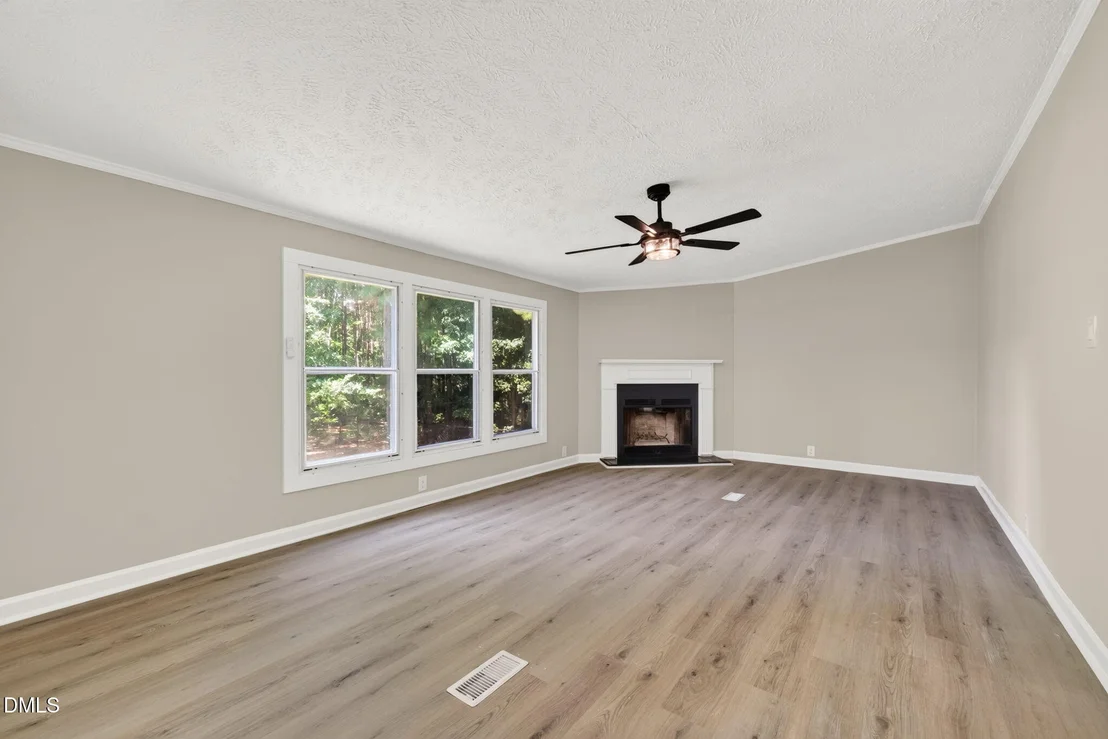 Photo of 411 Falcon Run