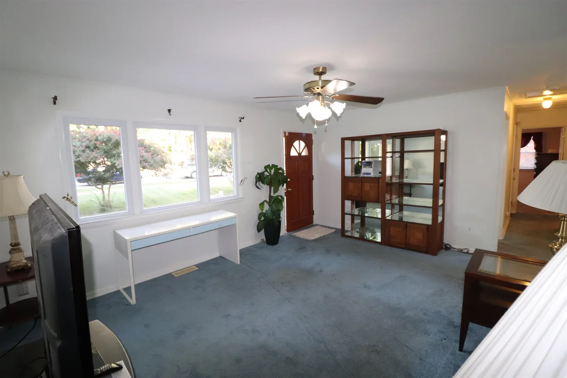 Photo of 8713 Chapel Hill Road