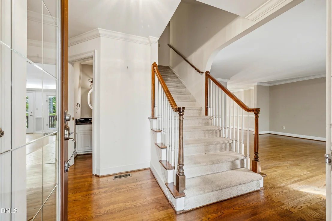 Photo of 225 Dalton Drive
