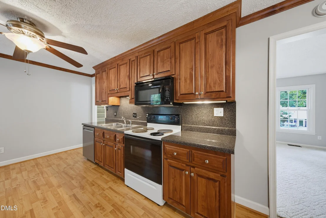 Photo of 1306 Claymore Drive