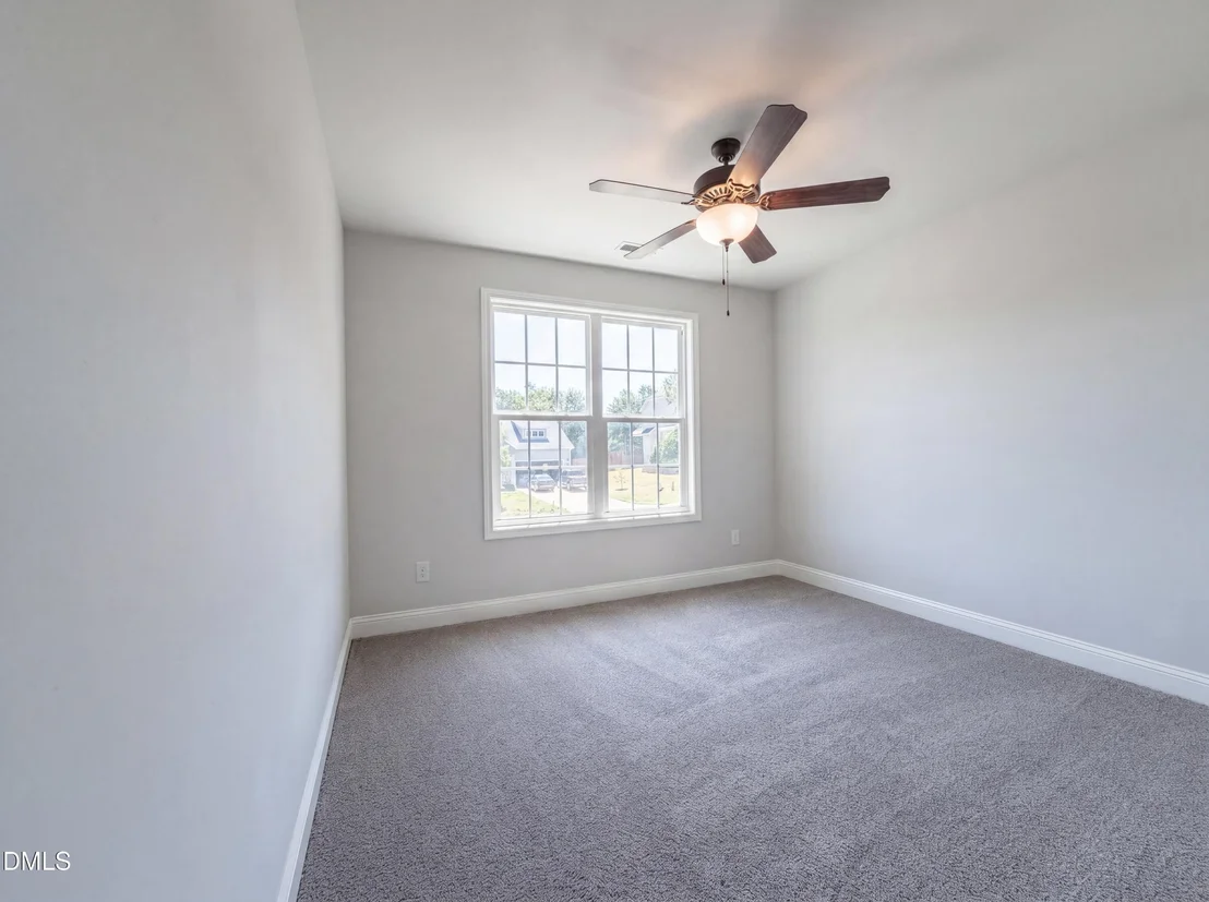 Photo of 858 Omaha Drive