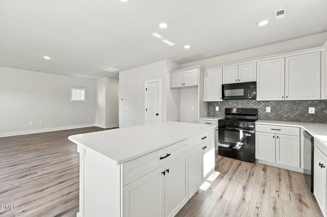 Photo of 127 Grinnell Loop