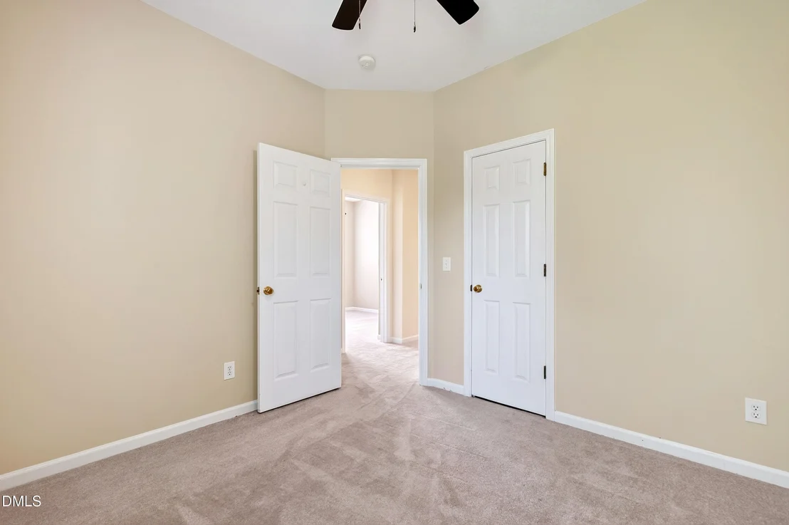 Photo of 118 N Fields Circle