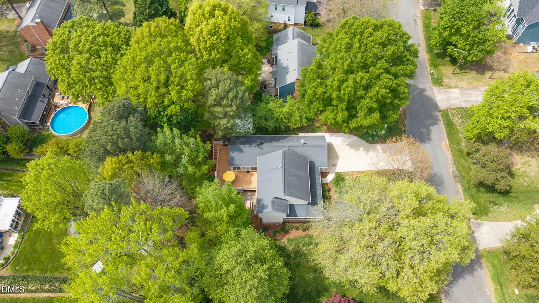 Photo of 207 Windrift Drive