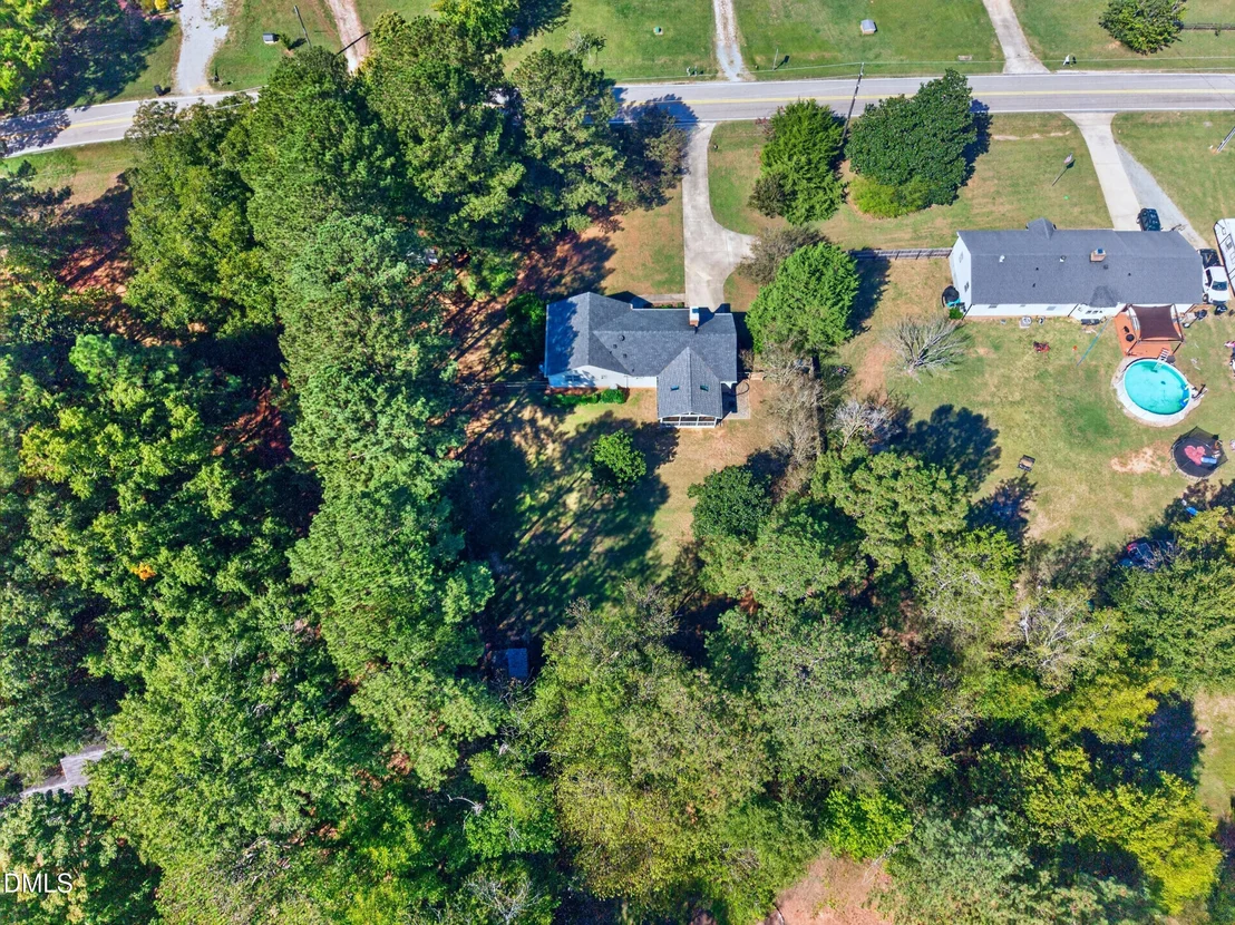 Photo of 8609 Manns Loop Road