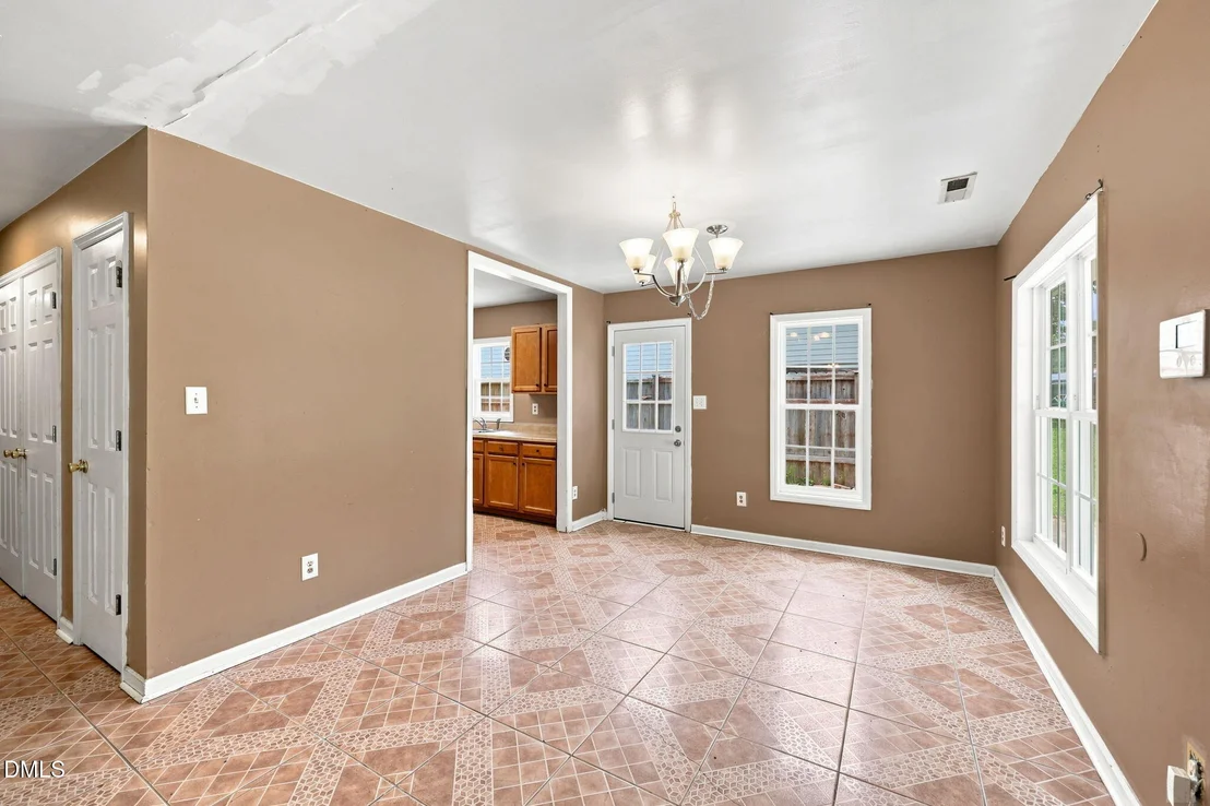 Photo of 806 Piper Street
