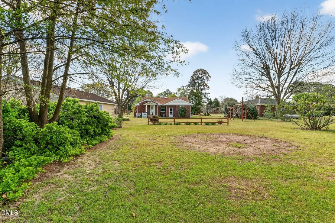 Photo of 105 Forest Drive