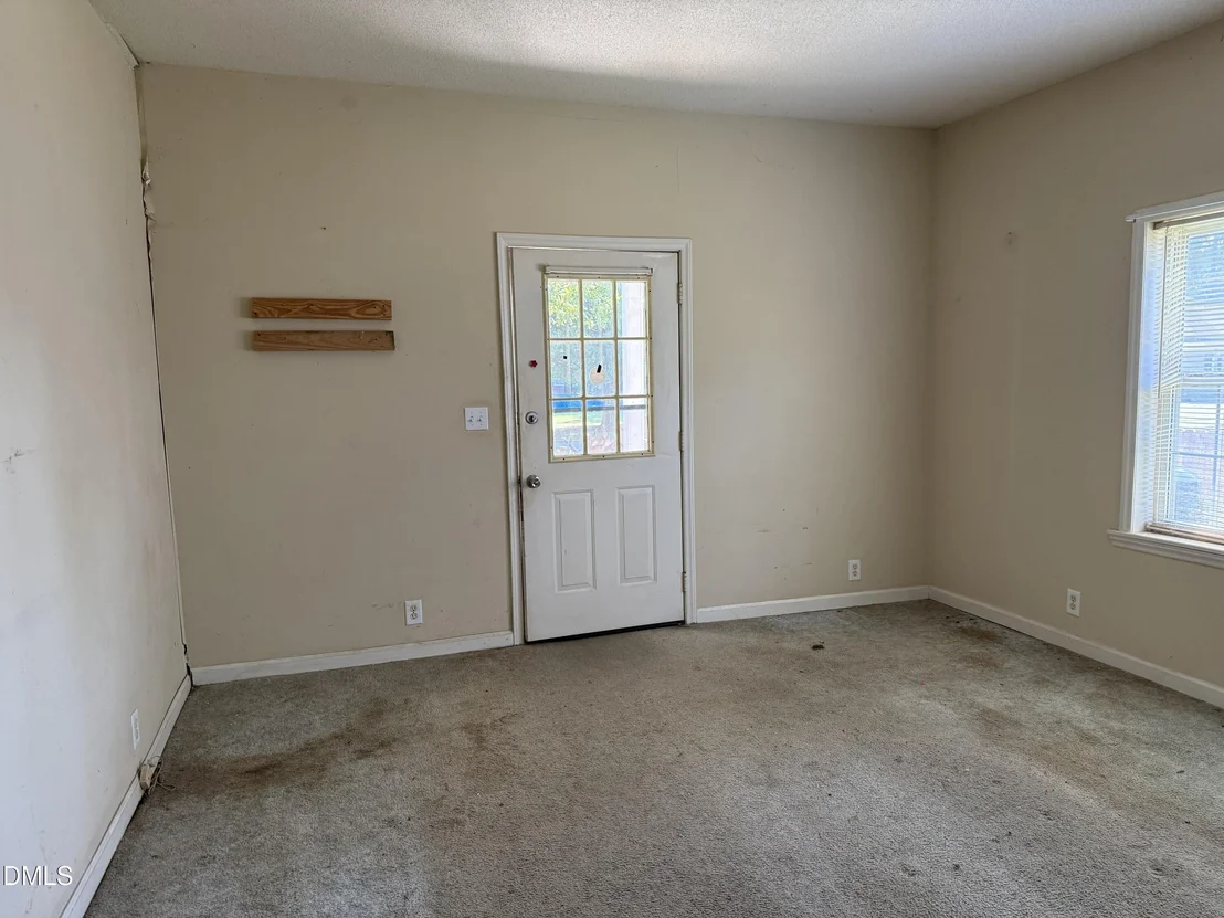 Photo of 703 Everett Street