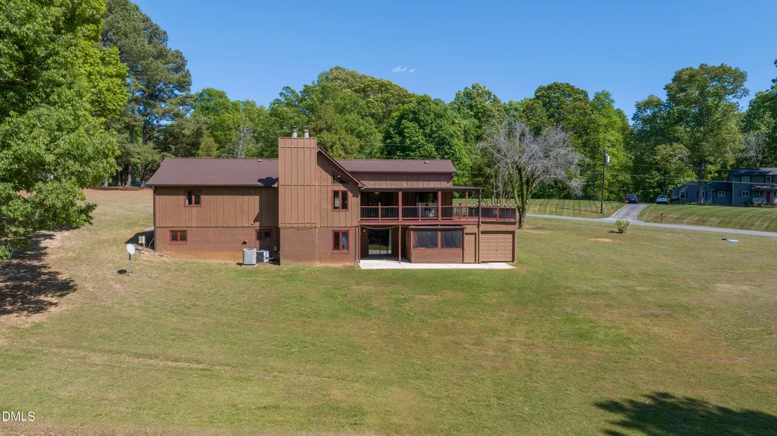 Photo of 2301 Quail Drive