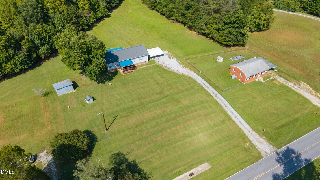 Photo of 1054 Sutton Road