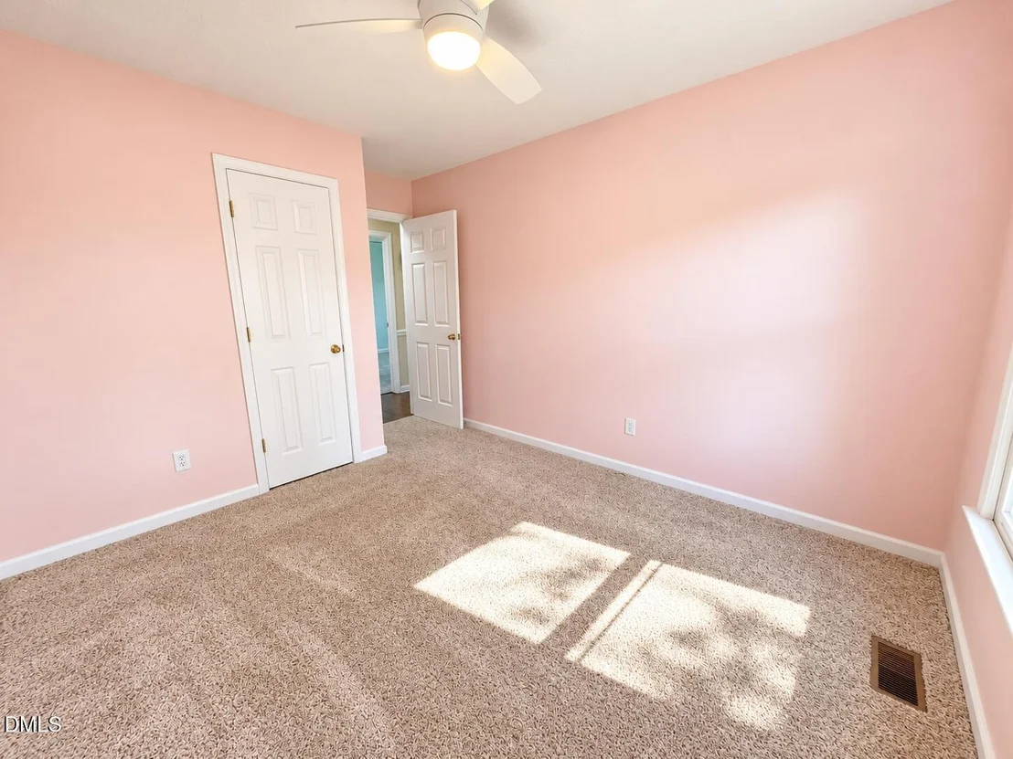 Photo of 271 Hawk Road