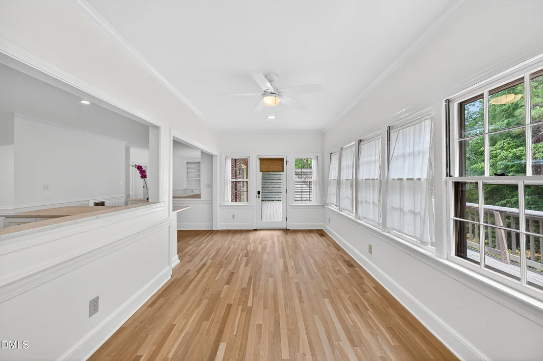 Photo of 1901 Aurora Drive