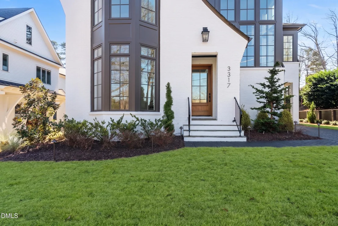 Photo of 3317 Hampton Road