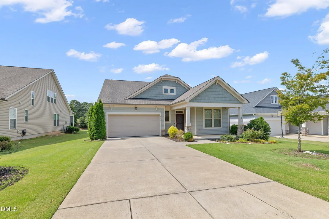 Photo of 77 Carbone Lane