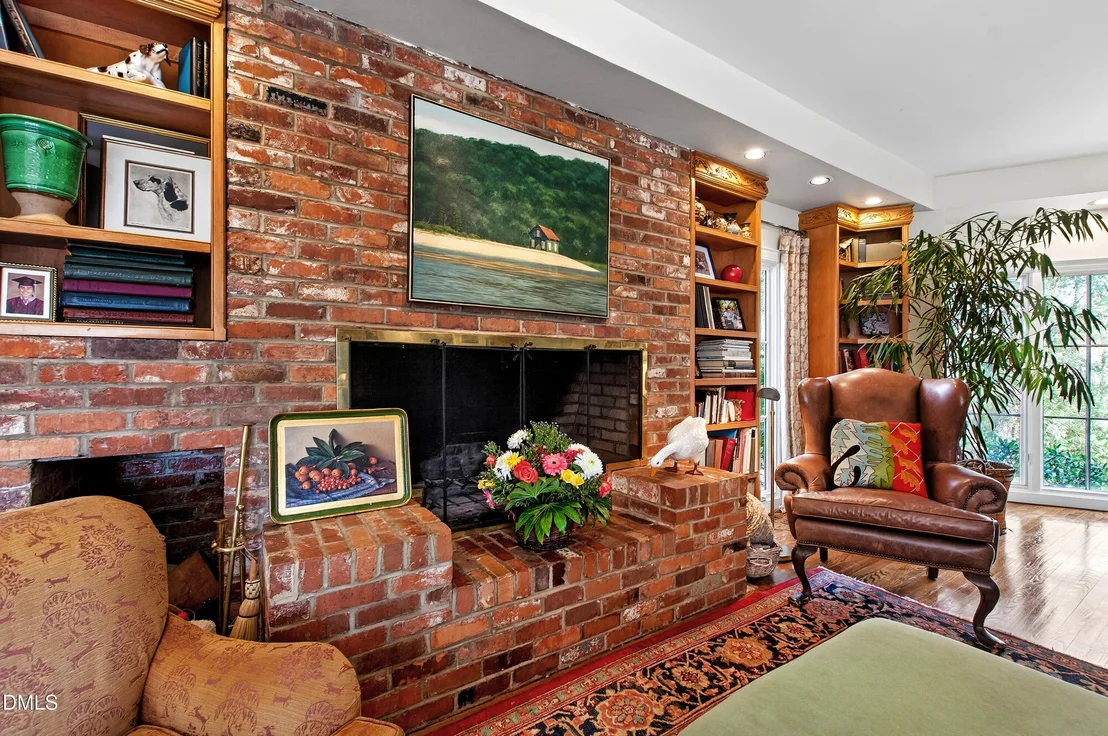 Photo of 223 Hillcrest Circle