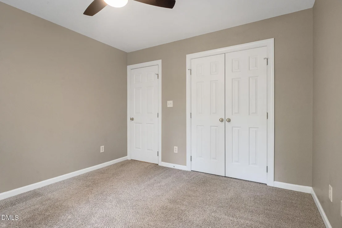Photo of 1813 Foxbrook Drive