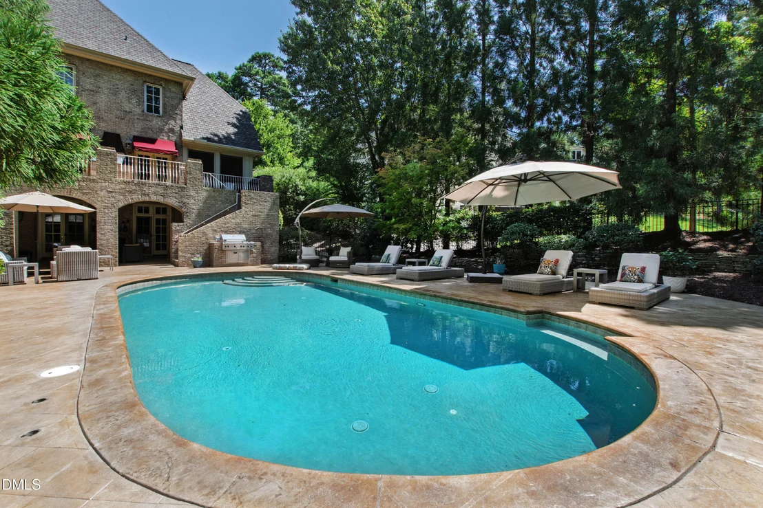 Photo of 113 Richelieu Drive