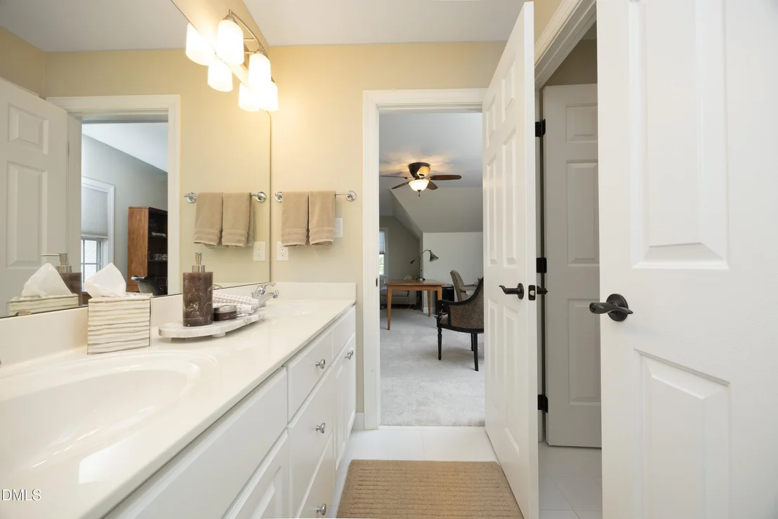Photo of 616 Canon Gate Drive