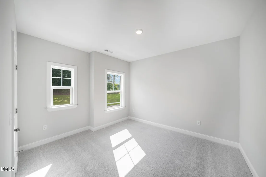 Photo of 129 Fablewood Trail