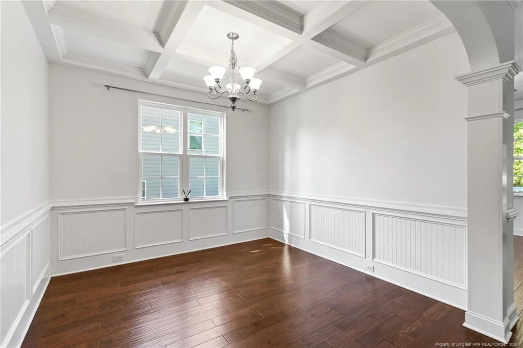 Photo of 106 Valley Stream Road