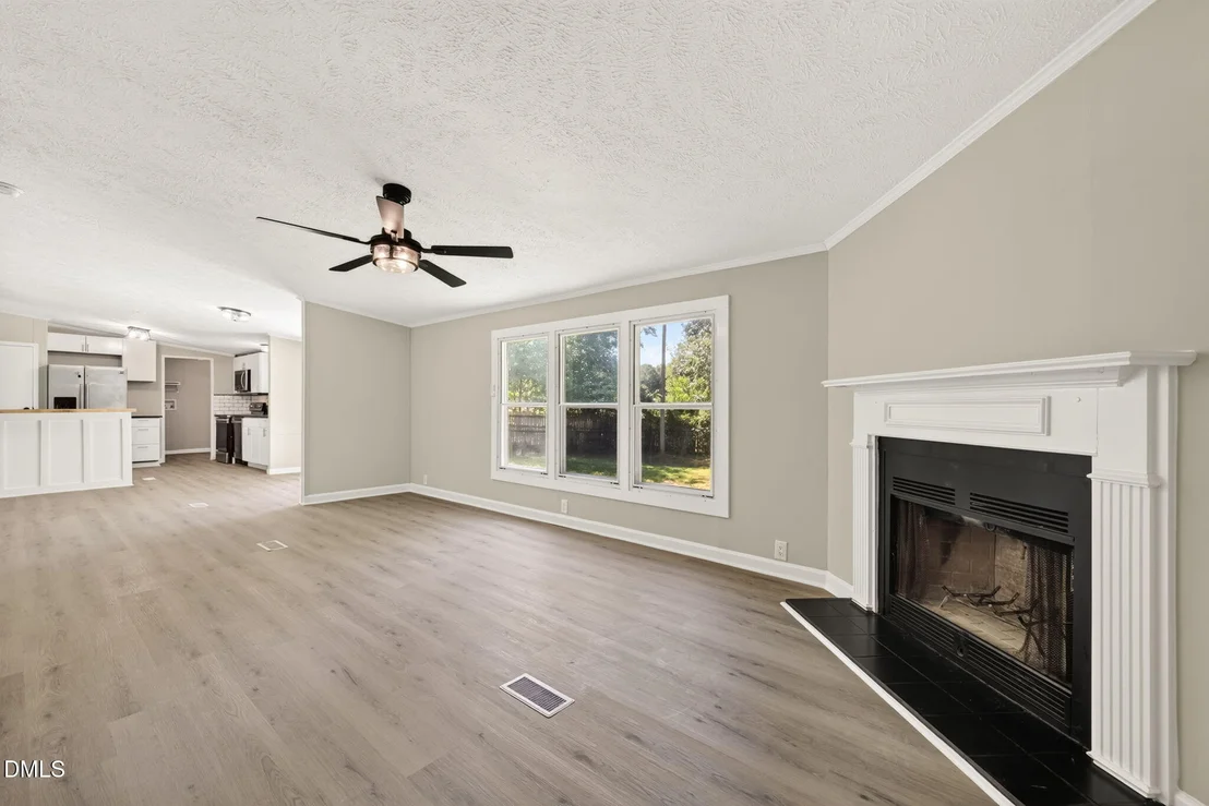 Photo of 411 Falcon Run