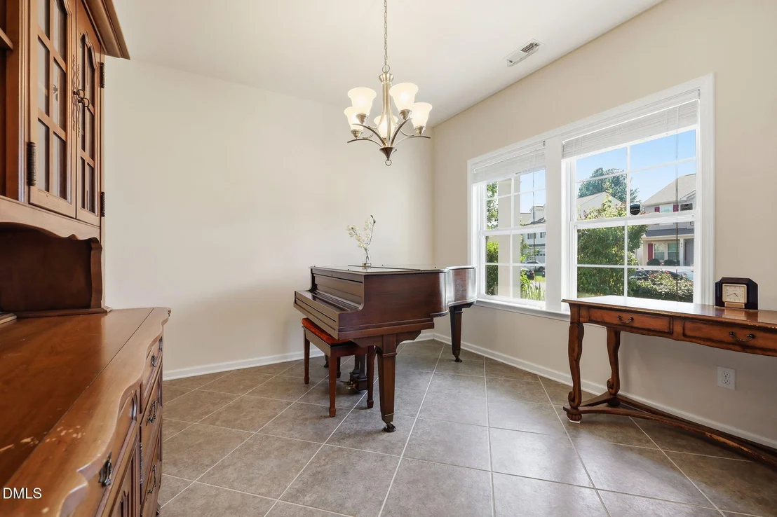 Photo of 837 Ember Drive