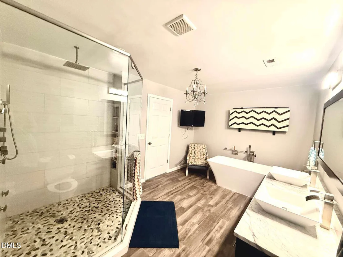 Photo of 5125 Wickham Road