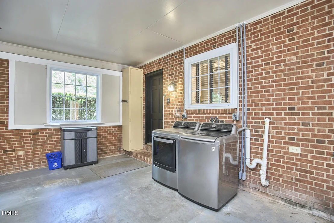 Photo of 3815 Swarthmore Road
