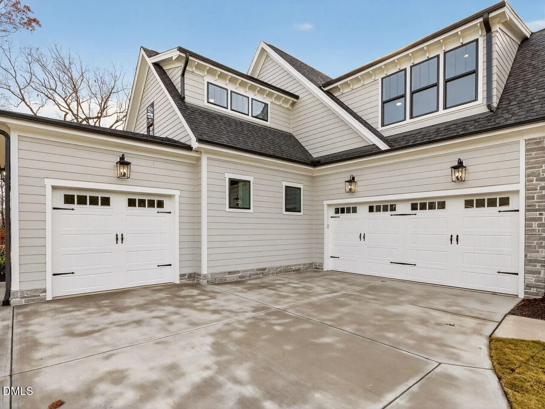 Photo of 8916 Thompson Mill Road