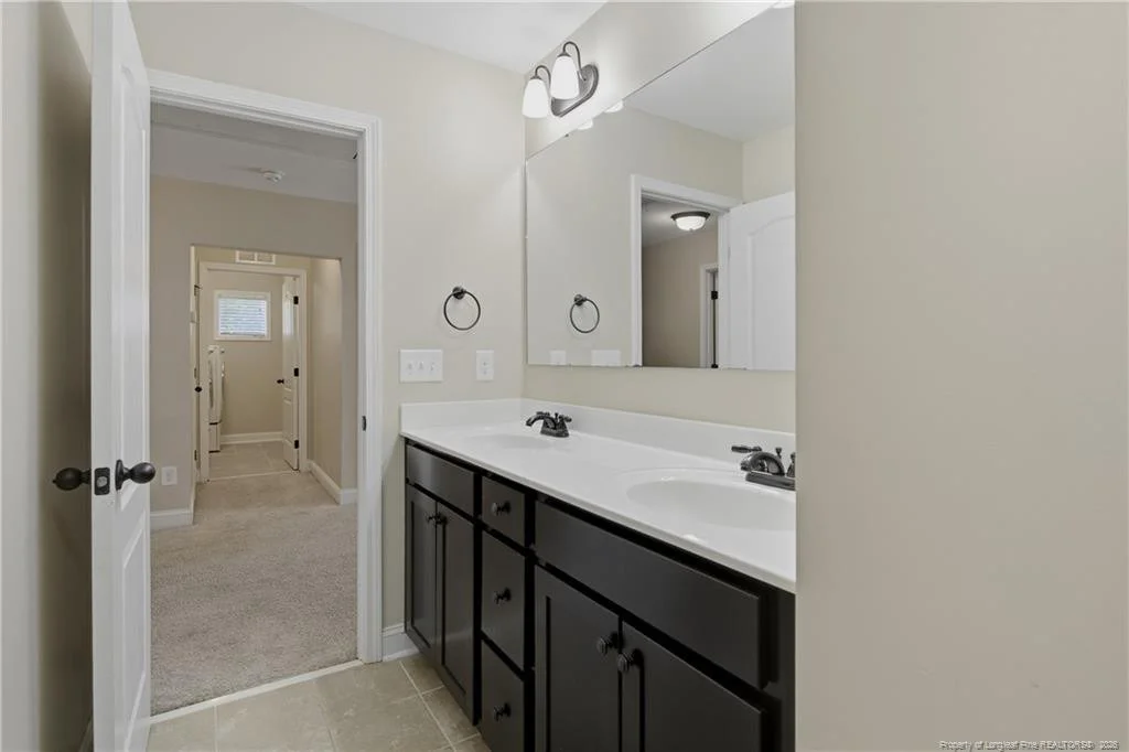 Photo of 31 Waterside Circle
