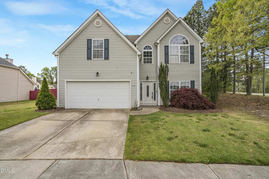 Photo of 1115 Golden Crest Drive