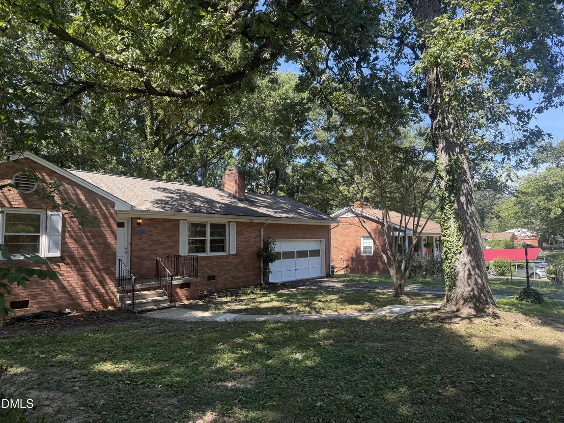 Photo of 2727 Catherine Drive