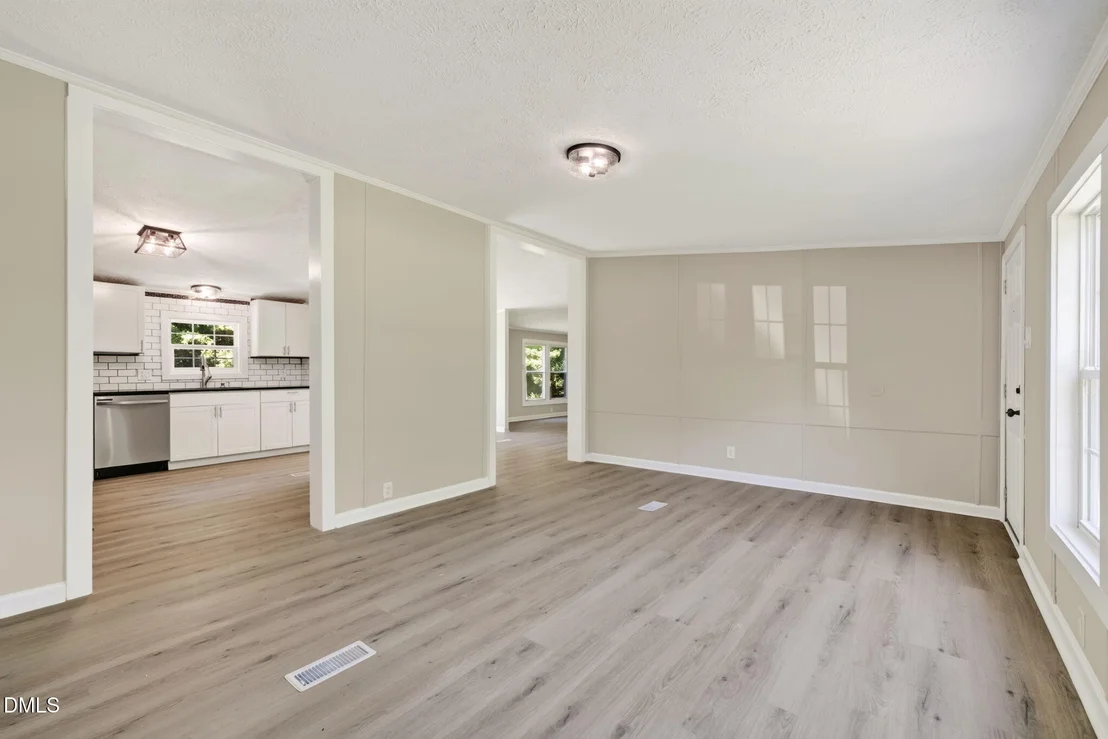 Photo of 411 Falcon Run
