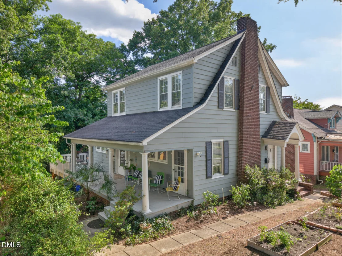 Photo of 321 W Trinity Avenue