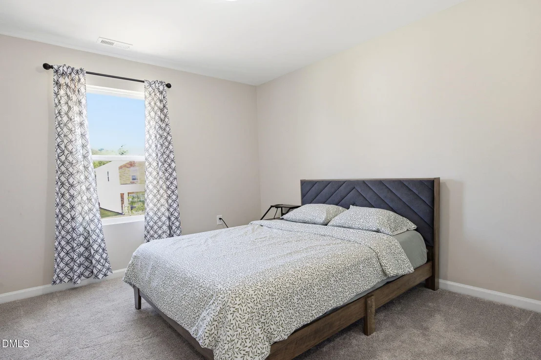 Photo of 8108 Braefield