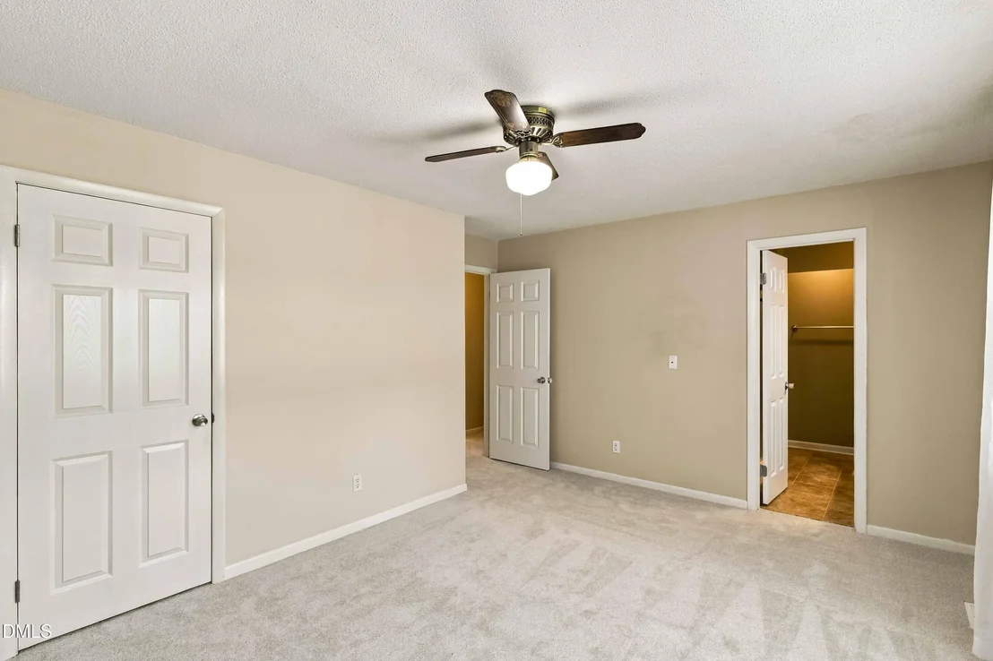 Photo of 1600 Edgebrook Drive