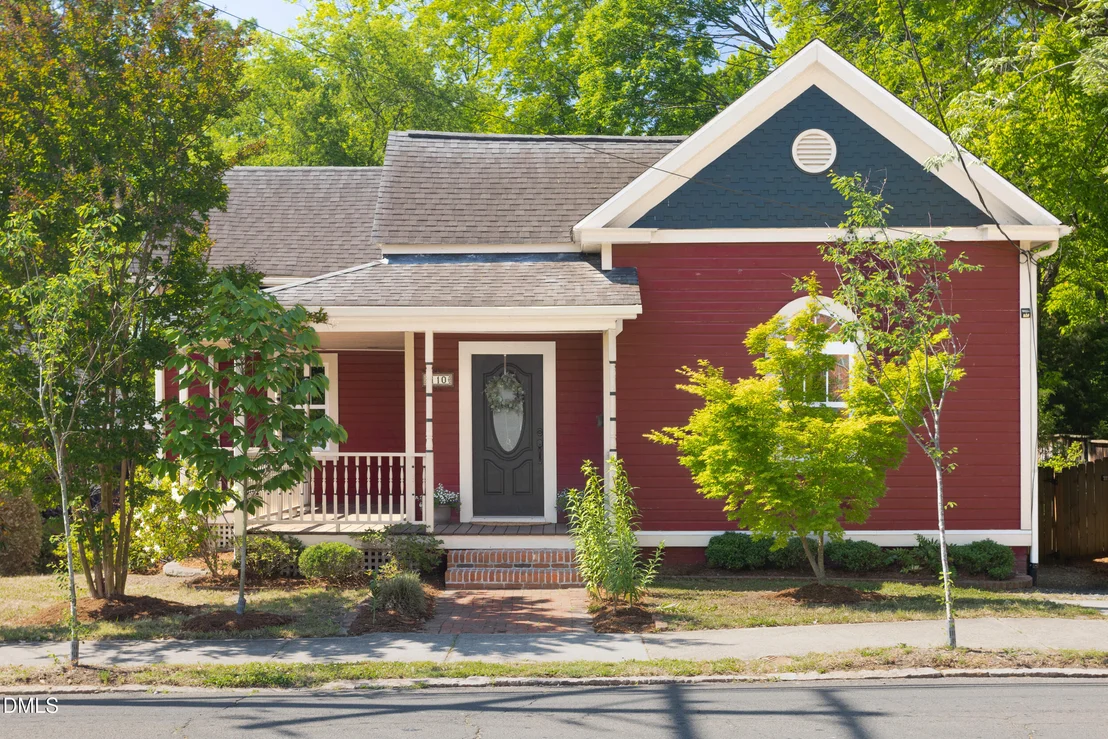 Photo of 110 E Trinity Avenue