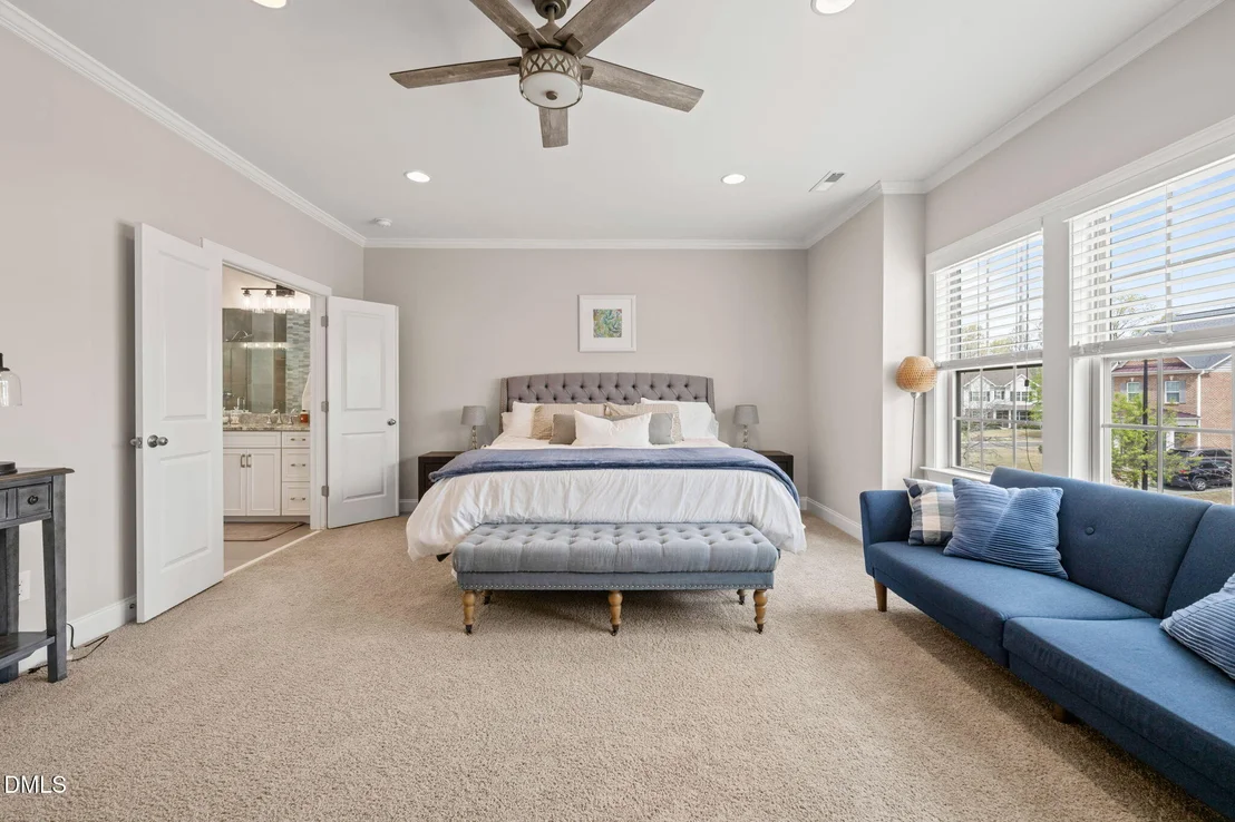 Photo of 320 Papyrus Place