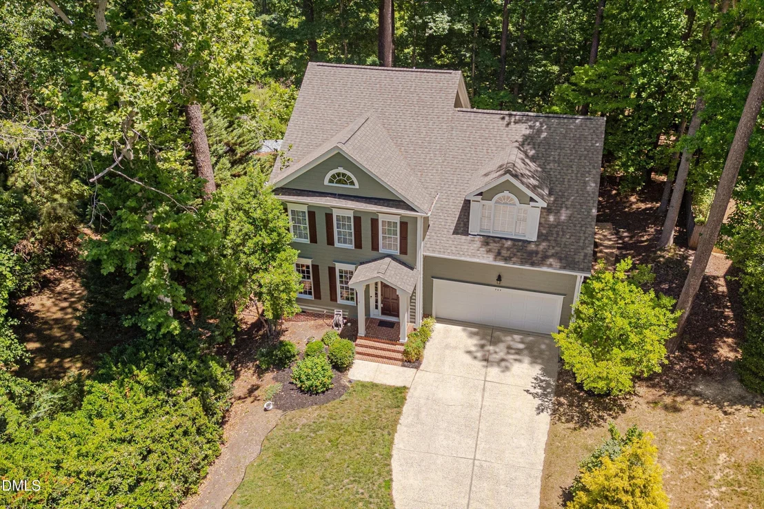 Photo of 504 Manor Rdg Drive