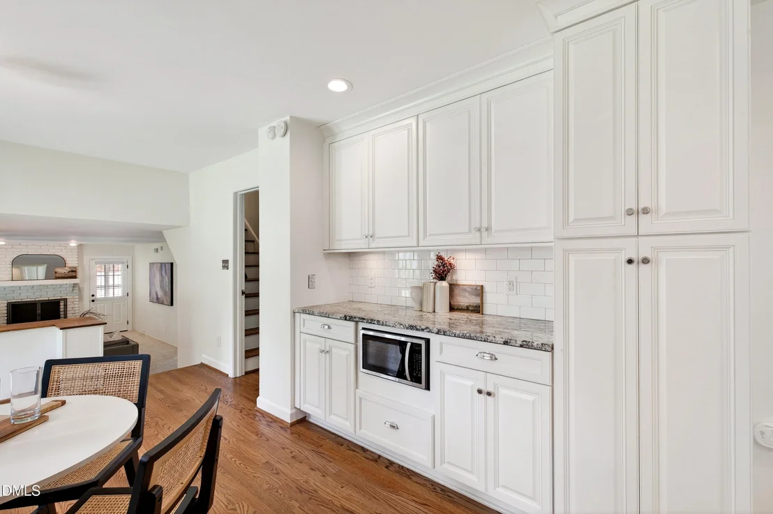 Photo of 1001 Pebblebrook Drive