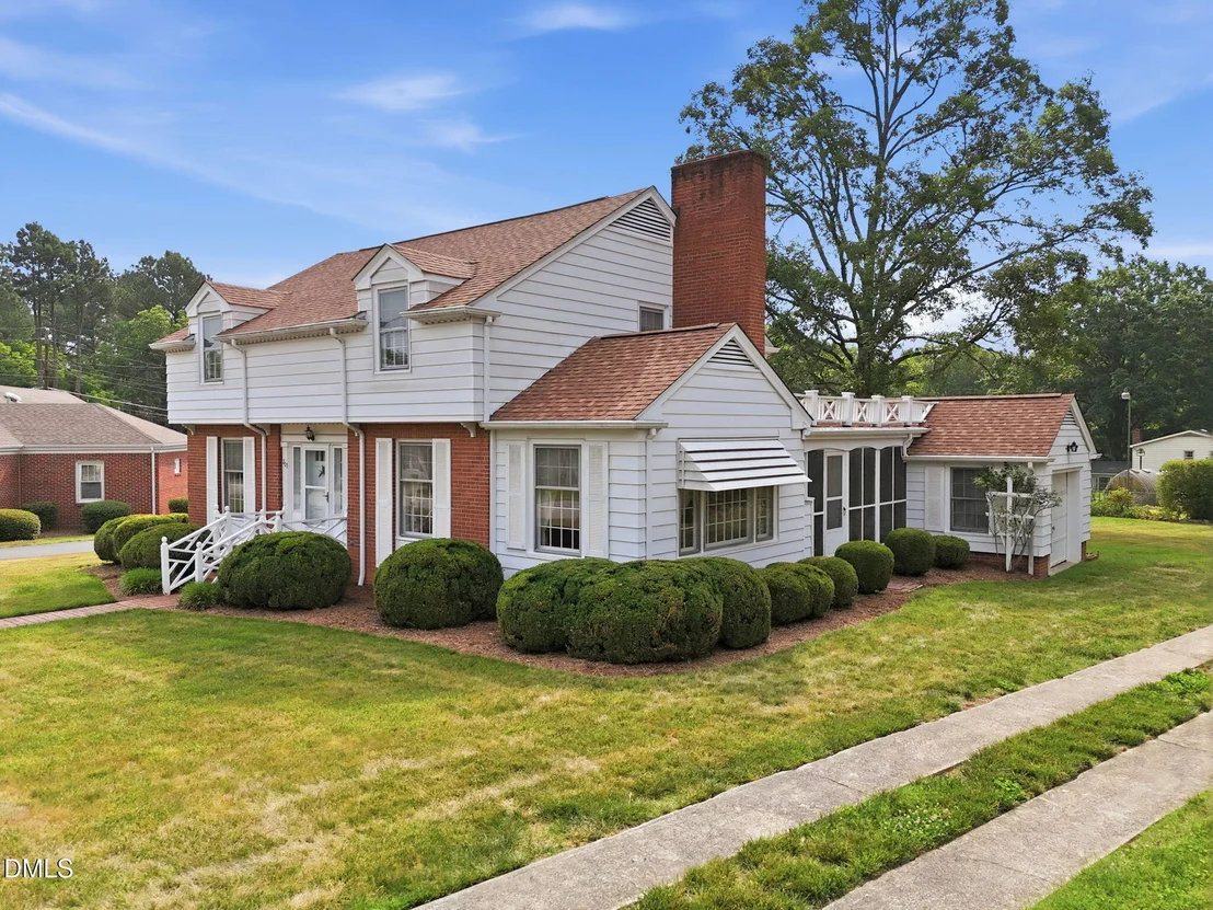 Photo of 203 Hillcrest Drive