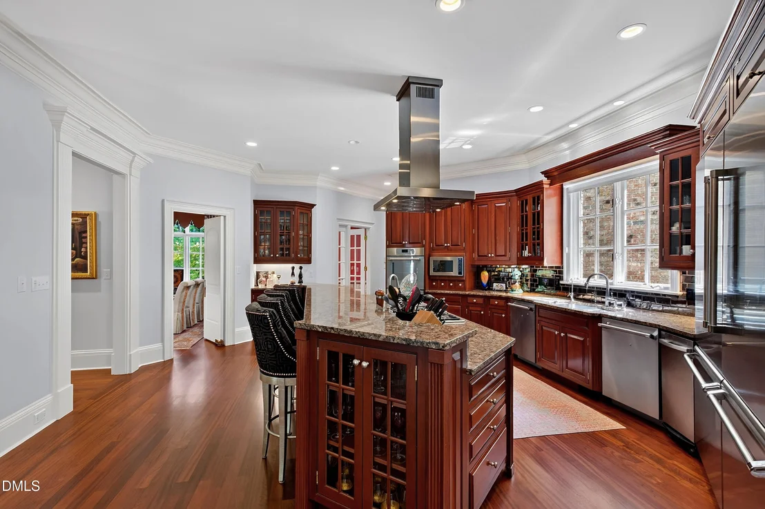 Photo of 113 Richelieu Drive