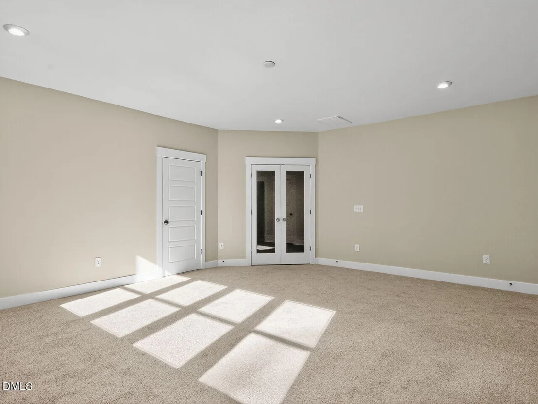 Photo of 375 Gaines Trail