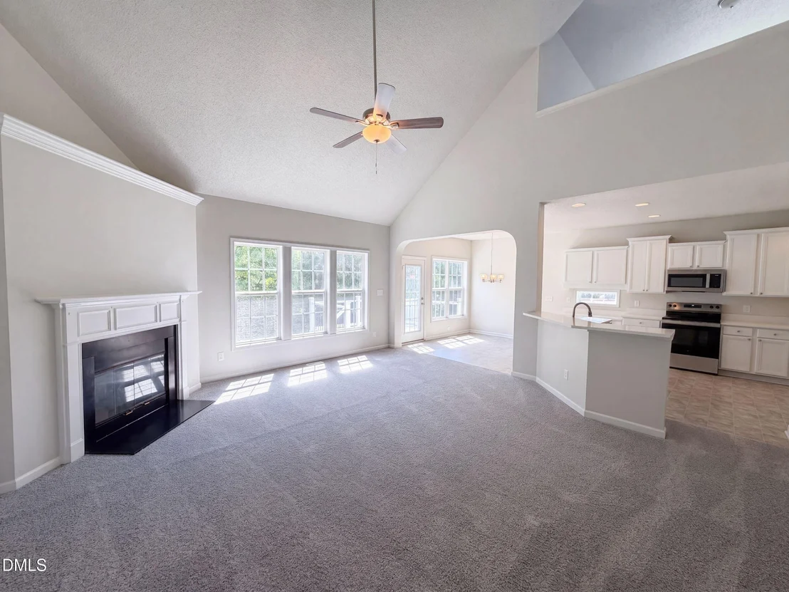 Photo of 1701 Carnation Drive