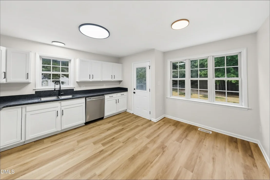 Photo of 165 Cedarhurst Lane