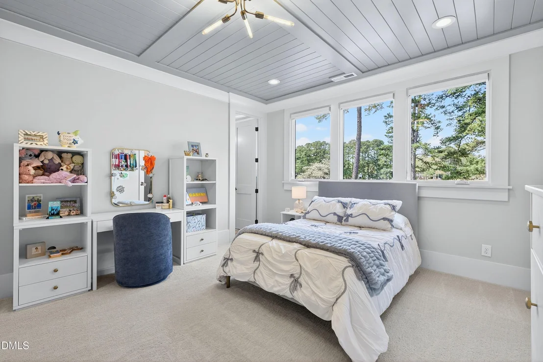 Photo of 7017 Rainwater Road